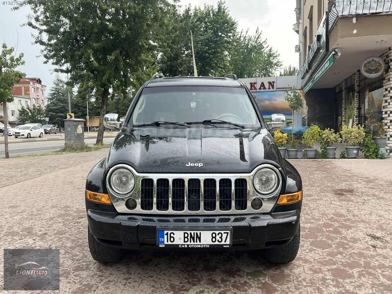 Galeriden Jeep Cherokee 2.8 CRD Limited 2006 Model Bursa 251.000 km Siyah