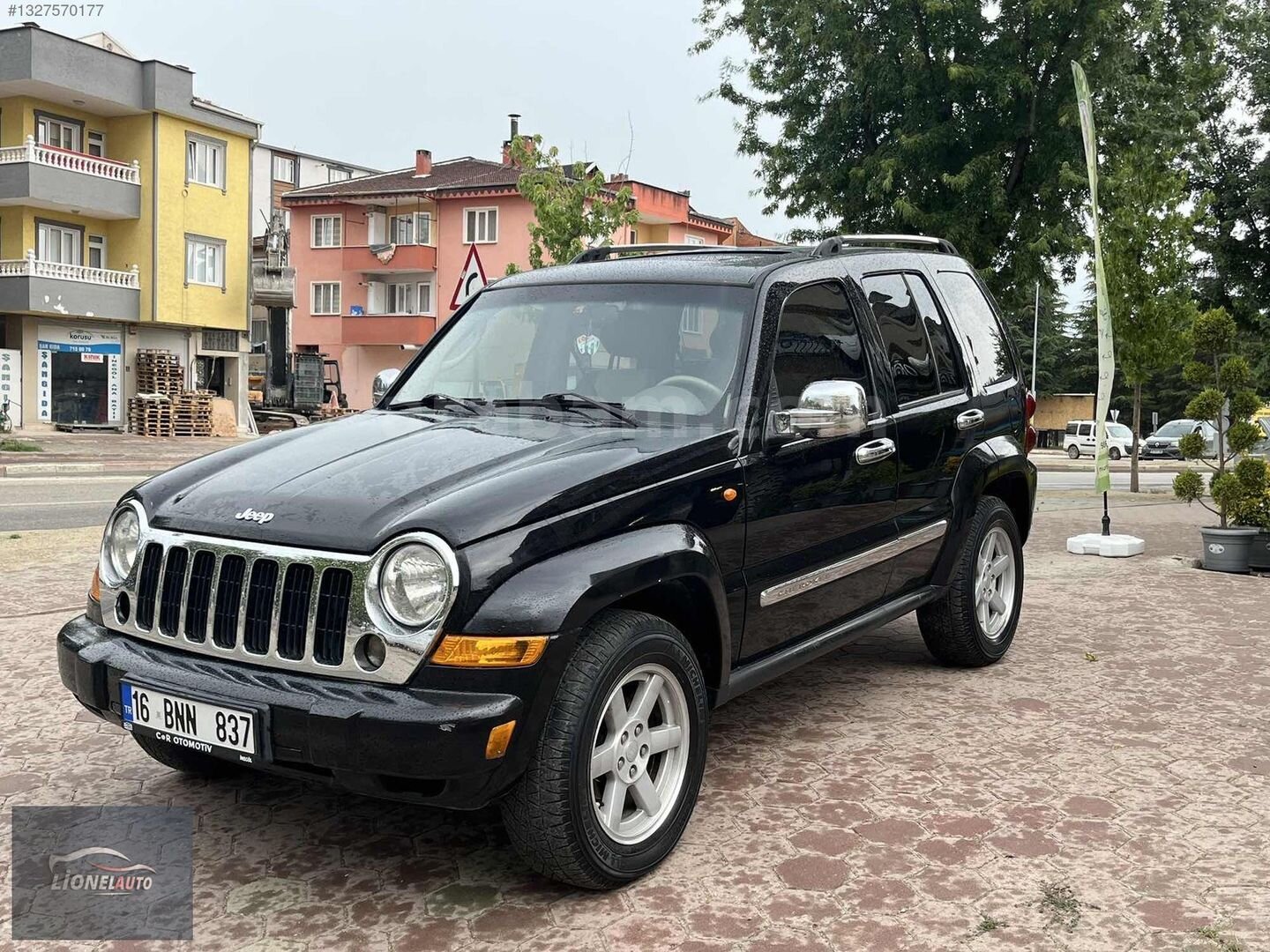 Galeriden Jeep Cherokee 2.8 CRD Limited 2006 Model Bursa 251.000 km Siyah 3