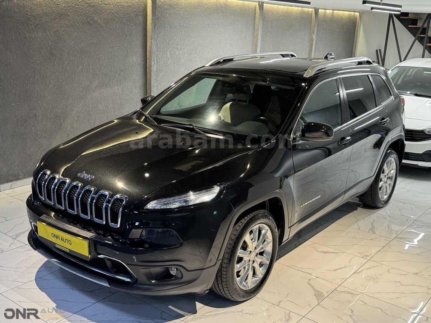 Galeriden Jeep Cherokee 2.0 TD Limited 2015 Model İstanbul 139.500 km Siyah 3