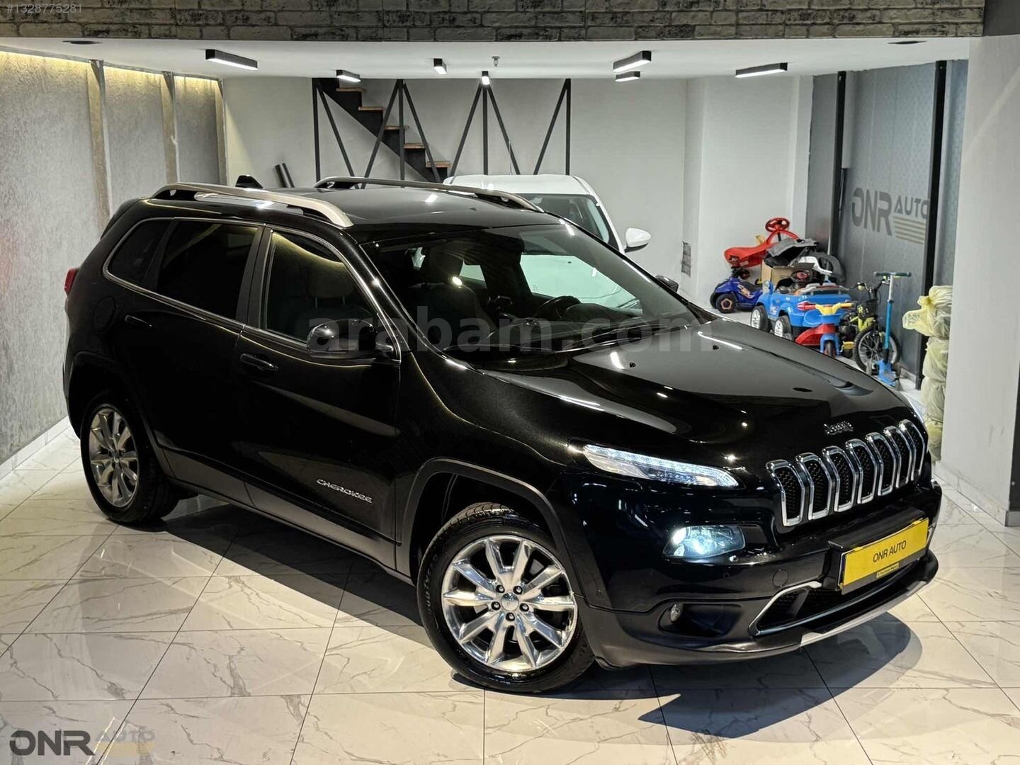 Galeriden Jeep Cherokee 2.0 TD Limited 2015 Model İstanbul 139.500 km Siyah 1