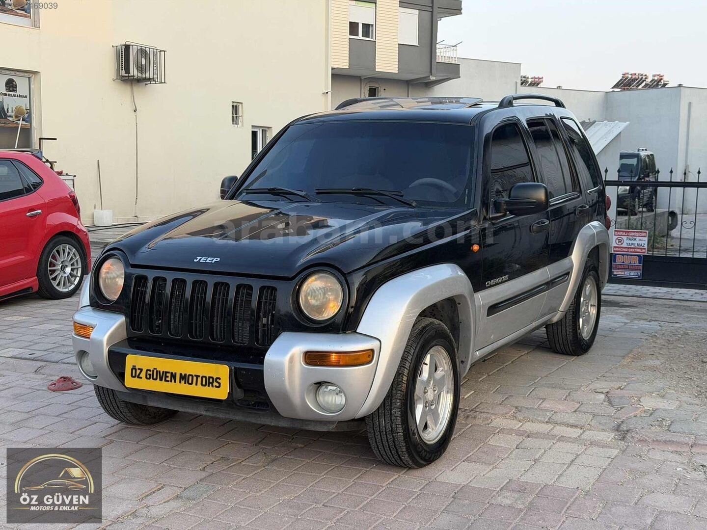 Galeriden Jeep Cherokee 2.8 CRD Limited 2004 Model Antalya 278.000 km Siyah 1