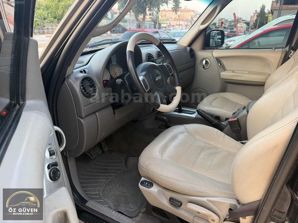 CAM GİBİ JEEP CHEROKEE 2.8 CRD OTOMOTİK 4 x4 FUL PAKET