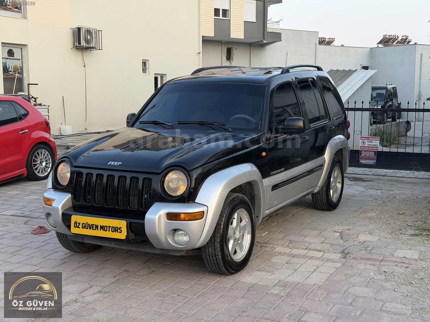 Galeriden Jeep Cherokee 2.8 CRD Limited 2004 Model Antalya 278.000 km Siyah 4