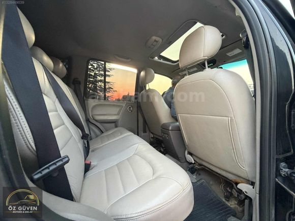 CAM GİBİ JEEP CHEROKEE 2.8 CRD OTOMOTİK 4 x4 FUL PAKET