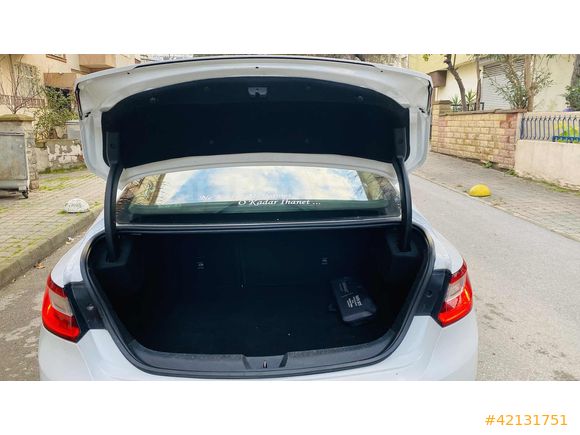 İLK ELDEN RENAULT MEGANE TOUCH 1.5DCDİZEL OTOMATİK 1.99 kredi
