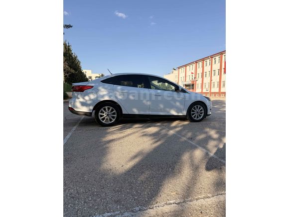 Sahibinden Ford Focus 1.5 TDCi Titanium 2015 Model 