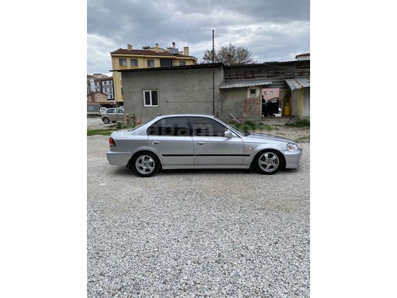 ÖĞRETMENDEN HATASIZ