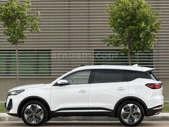 DEĞİŞENSİZ BOYASIZ TRAMERSİZ 2025 MODEL 6.001 BİN KM'DE CHERY