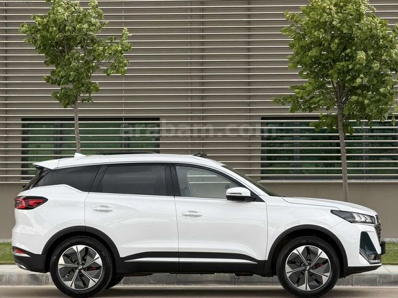 DEĞİŞENSİZ BOYASIZ TRAMERSİZ 2025 MODEL 6.001 BİN KM'DE CHERY