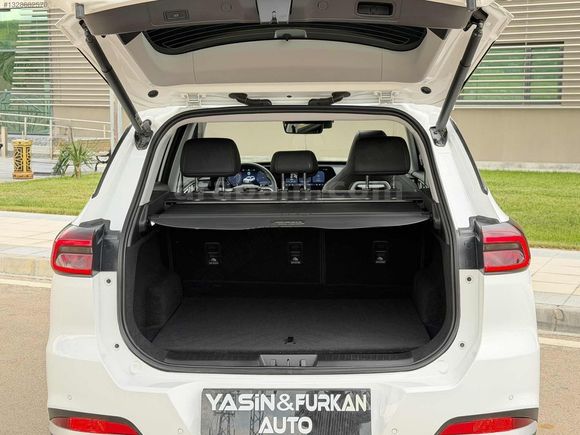 DEĞİŞENSİZ BOYASIZ TRAMERSİZ 2025 MODEL 6.001 BİN KM'DE CHERY