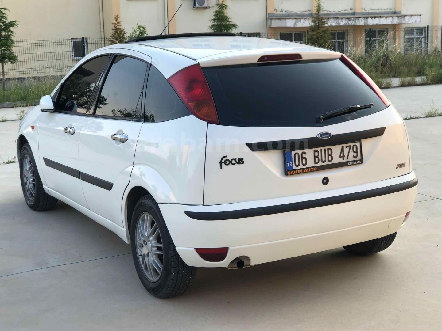 Galeriden Ford Focus 1.6 Blue Collection 2002 Model Kırıkkale 237.000 km Beyaz 4