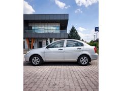 Sahibinden Hyundai Accent Era 1.4 Team 2010 Model  145.000 km Gri (metalik)
