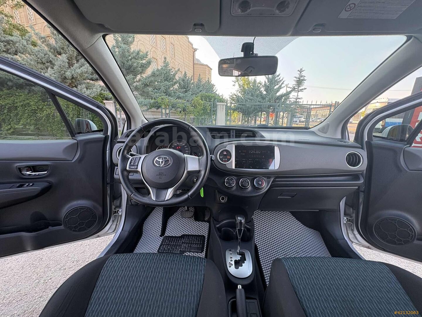 Galeriden Toyota Yaris 1.33 Fun 2012 Model Aksaray 168.000 km Gri 2