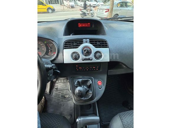 Galeriden Renault Kangoo Multix 1.5 dCi Expression 2012 Model Antalya