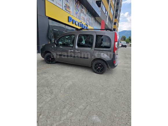 Sahibinden Renault Kangoo Multix 1.5 dCi Extreme 2017 Model 