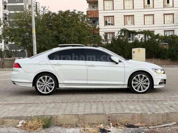R LİNA PASSAT