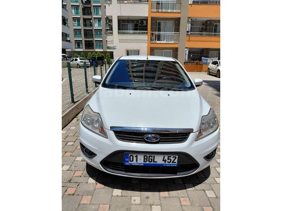 Sahibinden Ford Focus 1.6 Trend 2010 Model