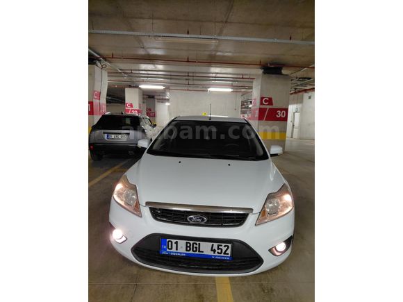 Sahibinden Ford Focus 1.6 Trend 2010 Model