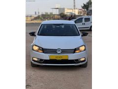 2014 ÇIKIŞLI PASSAT 1.6 DİZEL OTOMATİK EMSALSİZ TEMİZLİKTE