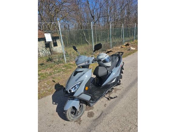arora guantum 50cc