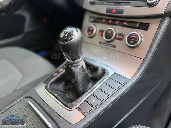 PERDECİ EROL'DAN 2013 PASSAT 1.6TDI COMFORTLİNE MANUEL 199 KM