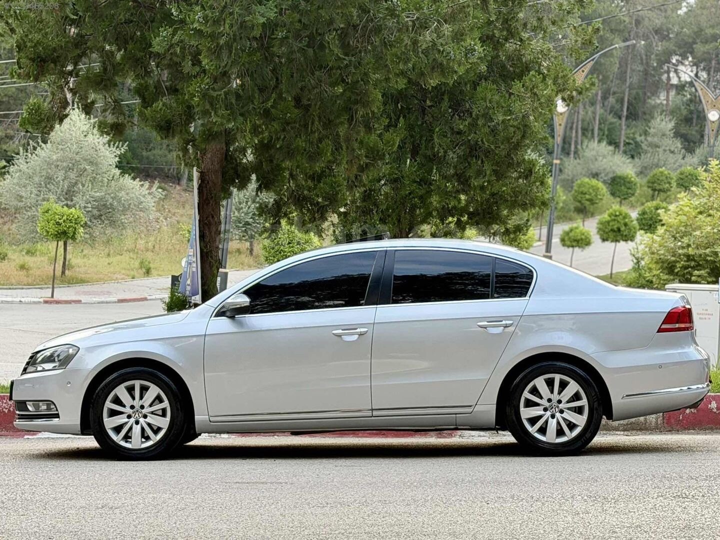 Galeriden Volkswagen Passat 1.6 TDi BlueMotion Comfortline 2011 Model Osmaniye 191.000 km Gri 6