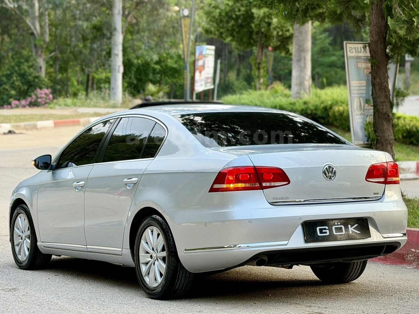 Galeriden Volkswagen Passat 1.6 TDi BlueMotion Comfortline 2011 Model Osmaniye 191.000 km Gri 4