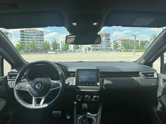 Sahibinden Renault Clio 1.0 TCe Techno Esprit Alpine 2023 Model 