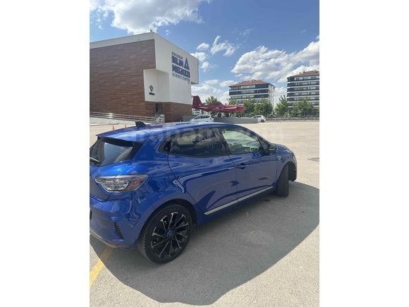 Sahibinden Renault Clio 1.0 TCe Techno Esprit Alpine 2023 Model 