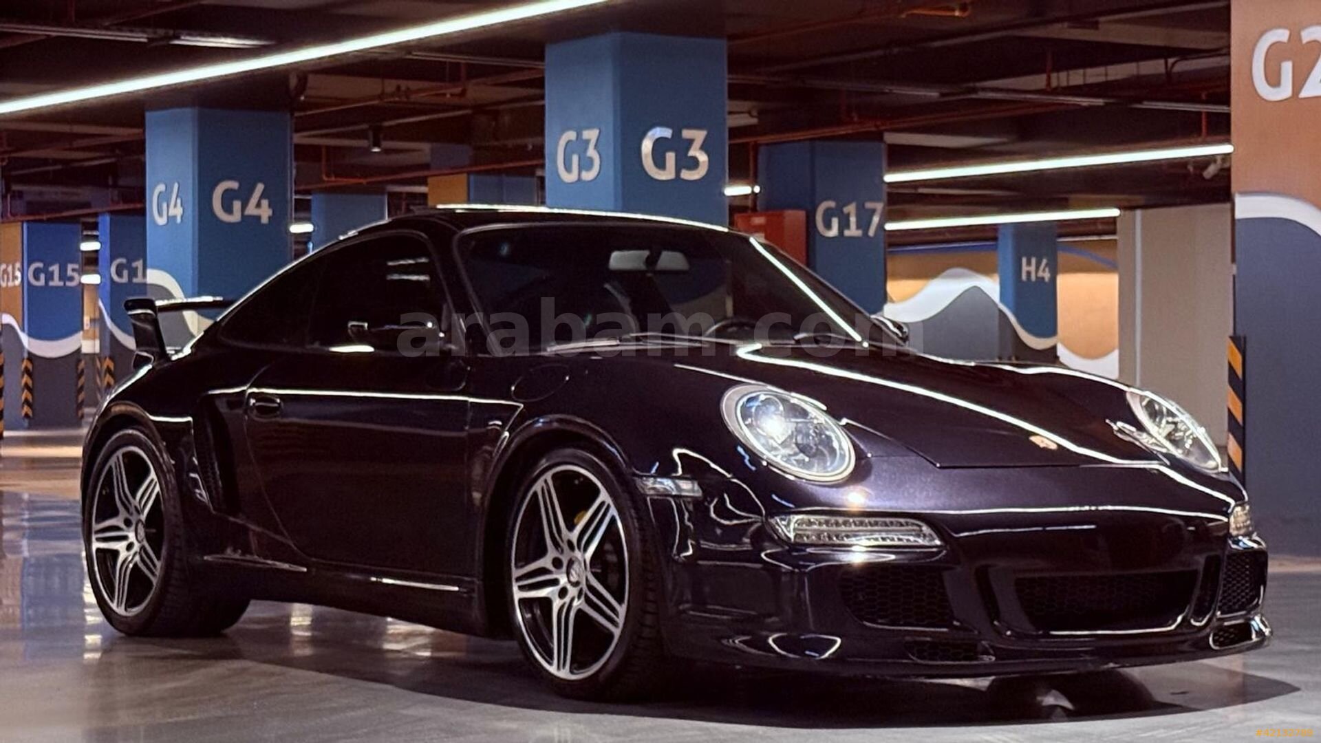 Galeriden Porsche 911 Carrera 4 2000 Model İstanbul 205.000 km Lacivert 5