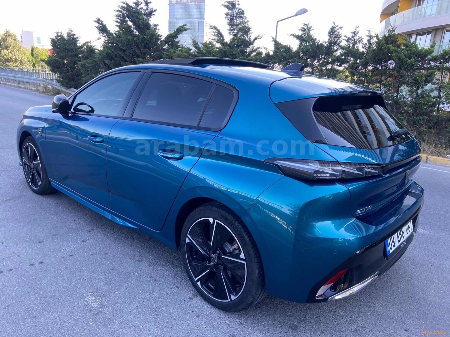 Galeriden Peugeot e-308 GT 2025 Model İstanbul 27.000 km Lacivert 6
