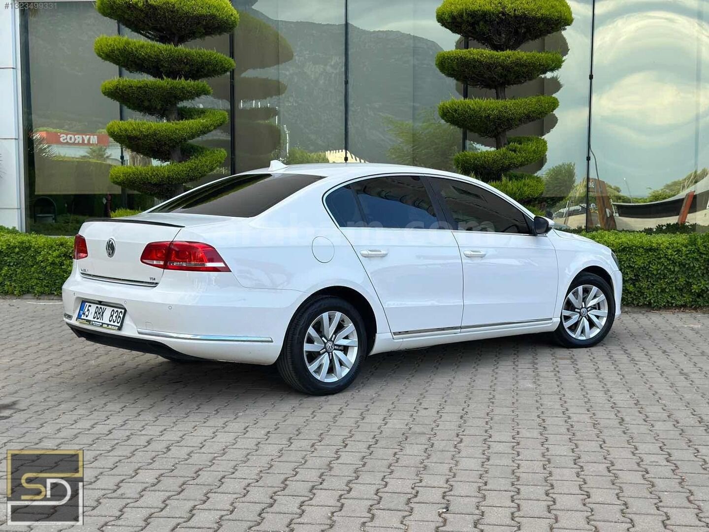 Galeriden Volkswagen Passat 1.6 TDi BlueMotion Comfortline 2014 Model Manisa 185.000 km Beyaz 7