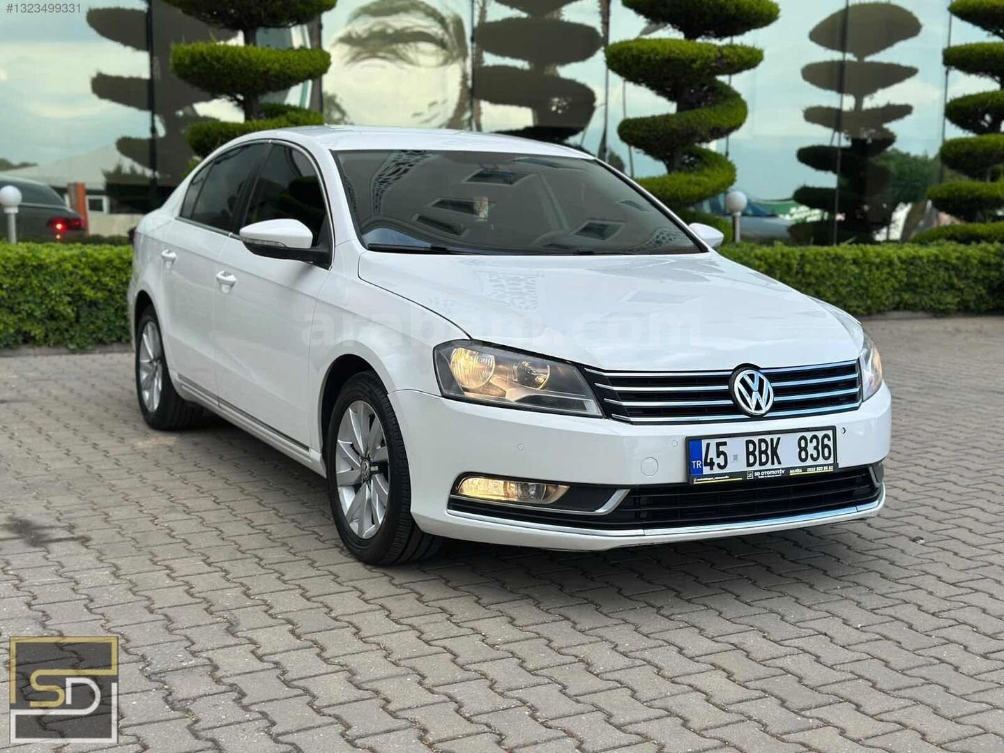 Galeriden Volkswagen Passat 1.6 TDi BlueMotion Comfortline 2014 Model Manisa 185.000 km Beyaz 3