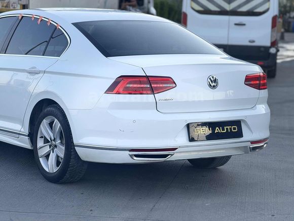 HATASIZ AYARINDA HİGLİNE GÖRÜNÜMLÜ PASSAT