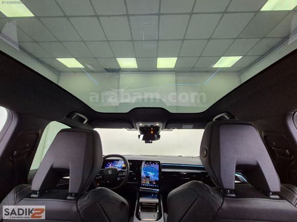 SADIK2'DEN 2024 RAFALE 1.2 E-TECH HYBRID ESPRIT ALPINE 200 BG