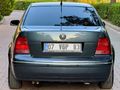 BİLEK AUTO'DAN 2004 MODEL HATASIZ DEĞİŞENSİZ BORA 1.6 PACİFİC