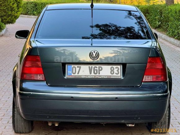 BİLEK AUTO'DAN 2004 MODEL HATASIZ DEĞİŞENSİZ BORA 1.6 PACİFİC