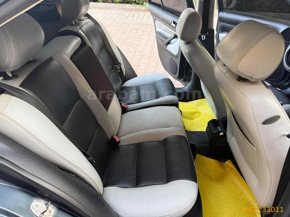 BİLEK AUTO'DAN 2004 MODEL HATASIZ DEĞİŞENSİZ BORA 1.6 PACİFİC