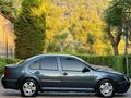 BİLEK AUTO'DAN 2004 MODEL HATASIZ DEĞİŞENSİZ BORA 1.6 PACİFİC