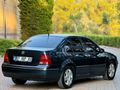 BİLEK AUTO'DAN 2004 MODEL HATASIZ DEĞİŞENSİZ BORA 1.6 PACİFİC
