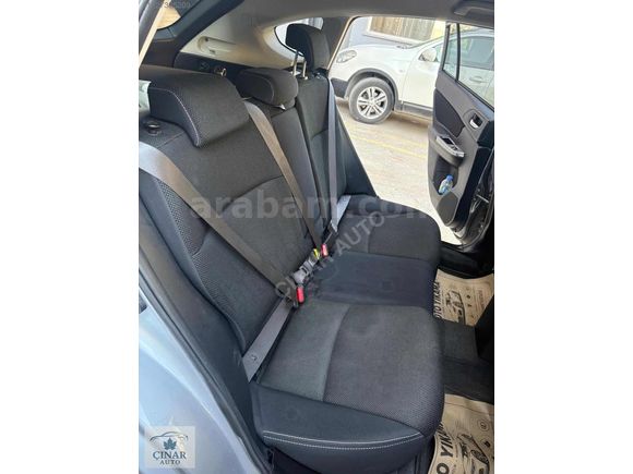ÇINAR AUTO'DAN 2015 MODEL SUBARU XV HATASIZ ÇOK TEMİZ BAKIMLI