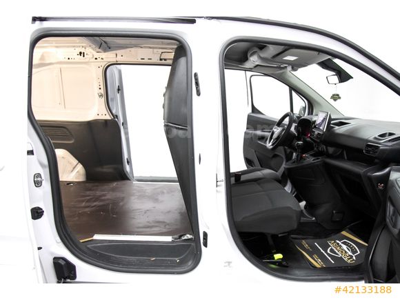2024 MODEL OPEL COMBO 90.000 KM ELEGANCE XL ÇİFT SÜRGÜLÜ +K.AYNA