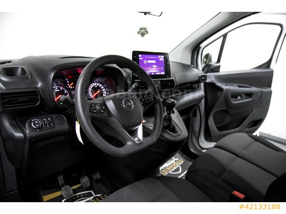 2024 MODEL OPEL COMBO 90.000 KM ELEGANCE XL ÇİFT SÜRGÜLÜ +K.AYNA