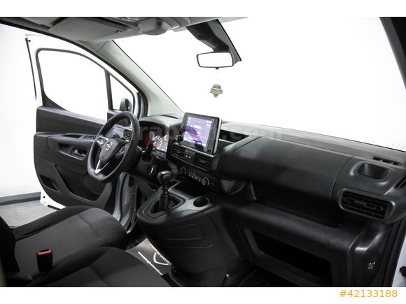 2024 MODEL OPEL COMBO 90.000 KM ELEGANCE XL ÇİFT SÜRGÜLÜ +K.AYNA