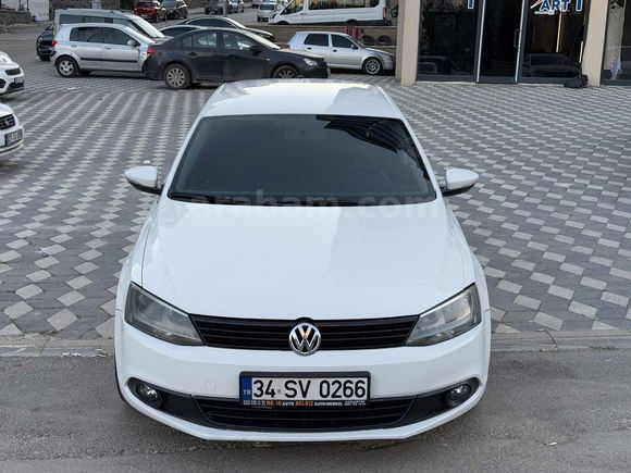 2012 BEYAZ 1.6 dizel cay jetta