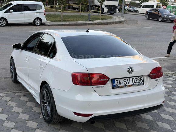 2012 BEYAZ 1.6 dizel cay jetta