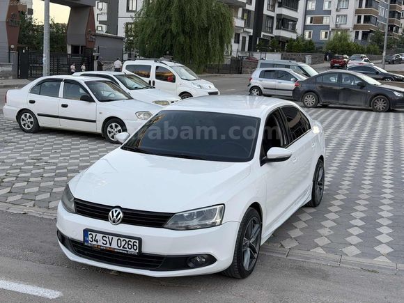 2012 BEYAZ 1.6 dizel cay jetta
