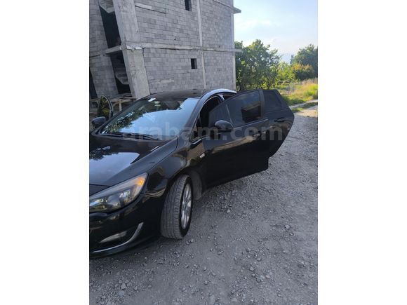 Sabakımlı Astra sahibinden Opel Astra 1.6 Edition 2013 Model