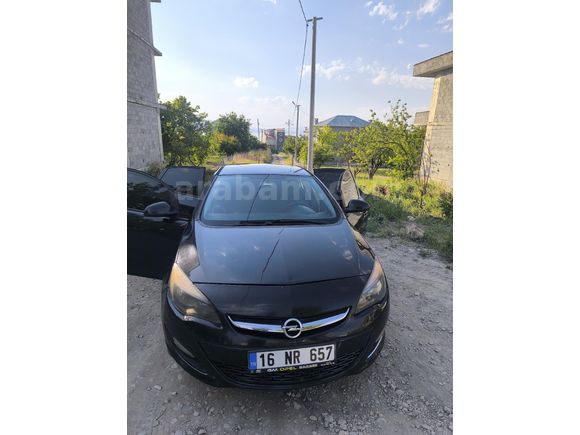 Sabakımlı Astra sahibinden Opel Astra 1.6 Edition 2013 Model