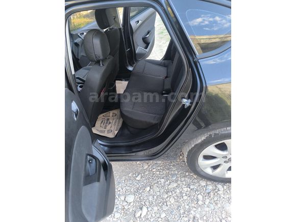 Sabakımlı Astra sahibinden Opel Astra 1.6 Edition 2013 Model